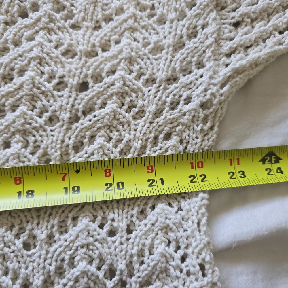 American Eagle Crochet Open Knit Polo Shirt Size M Cream Tassel Cottage Beachy - Picture 8 of 9